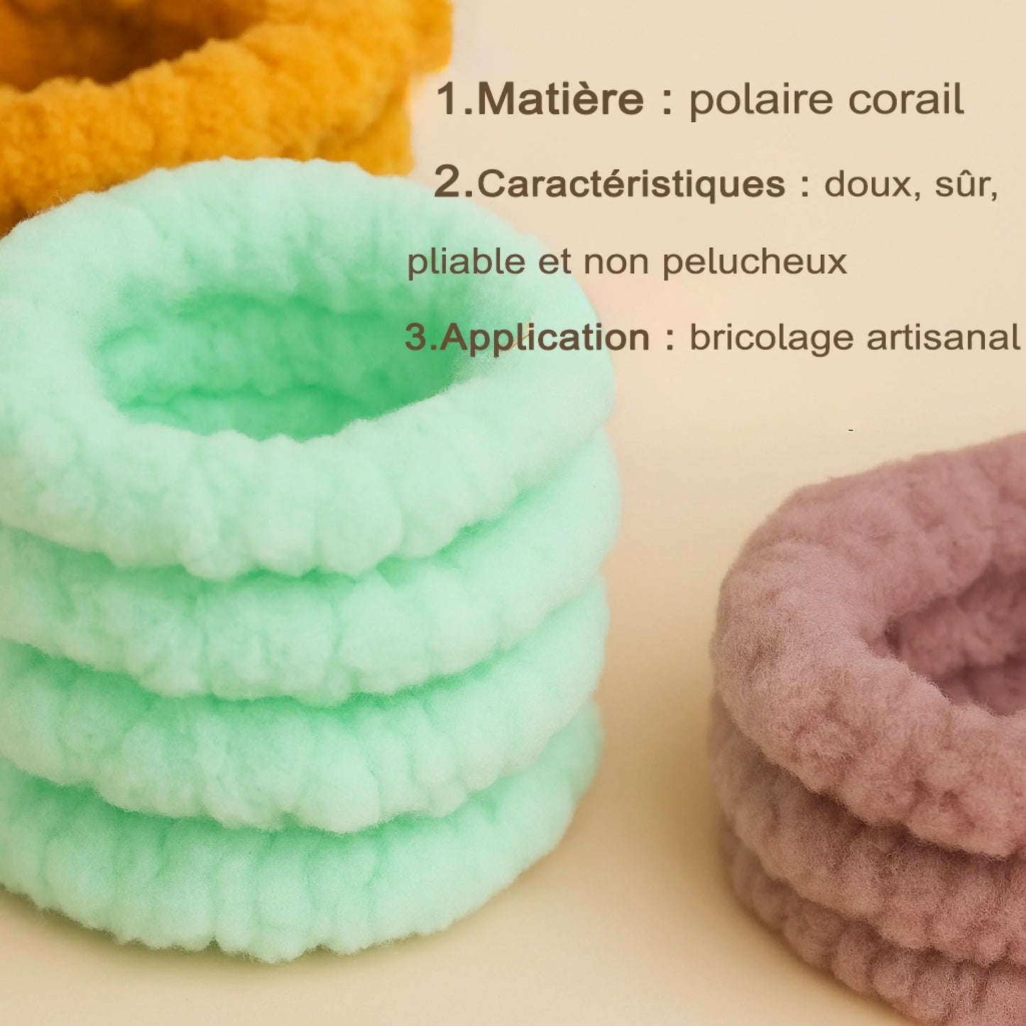 20250829_1802_珊瑚绒特写细节_remix_01k3tmbq7mf1rbrre4w4fwjv7z